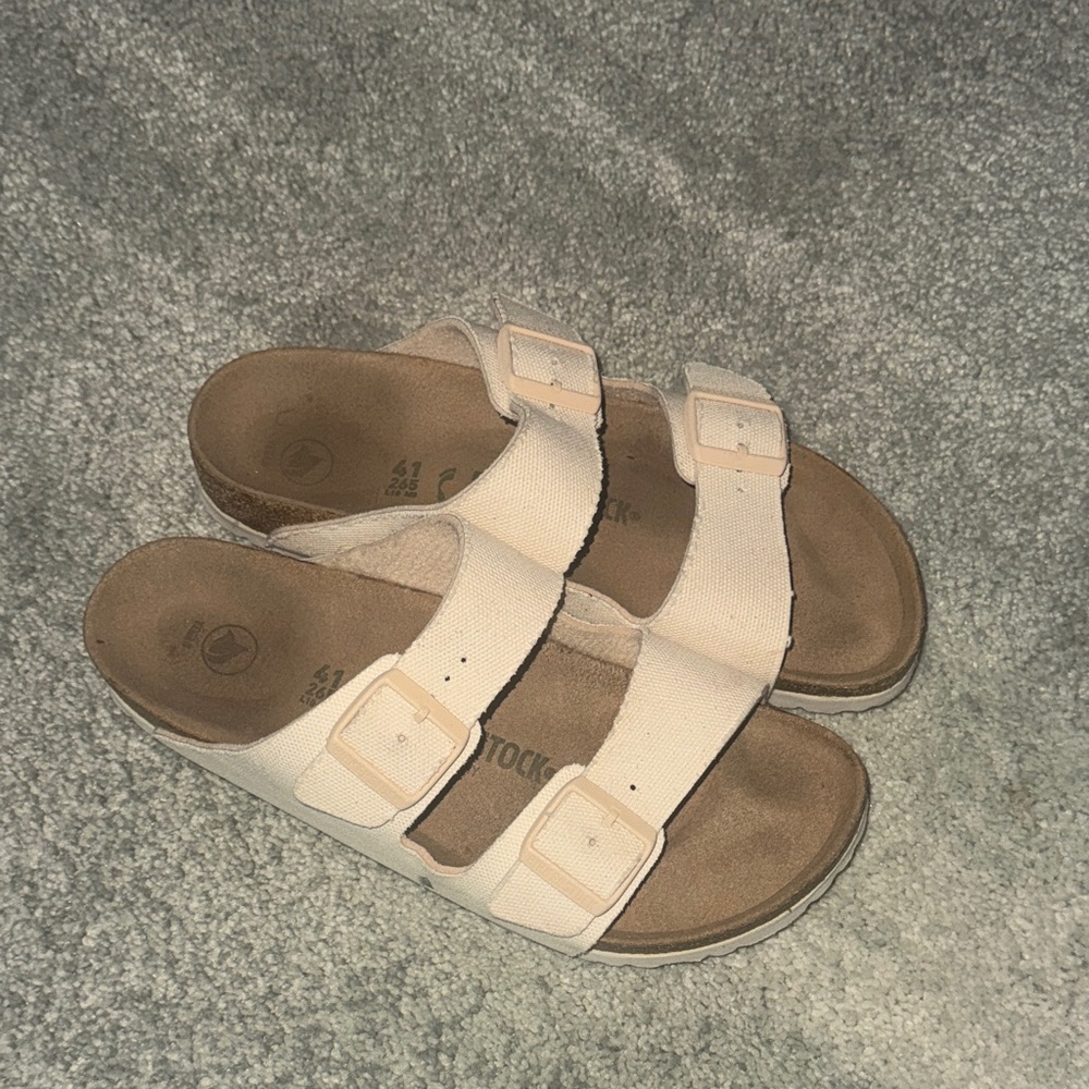 Birkenstock Cream Sandals